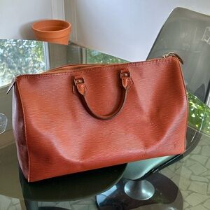 Vintage Louis Vuitton Speedy 40 Epi Leather